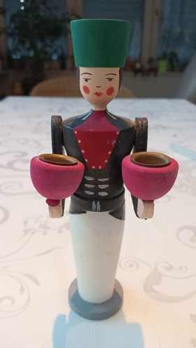 Kerzenhalter frau in - kerzenhalter,