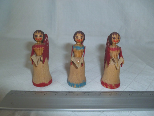 Kleine engel aus holz - 3,