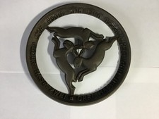 Bronze-Relief - DREI HASEN aus