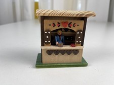 Erzgebirge Figur Haus 8  cm